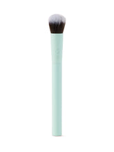 fluffy concealer brush