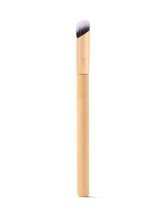 small full coverage concealer brush