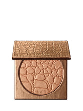 Amazonian clay waterproof bronzer