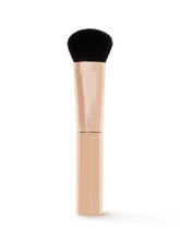 maneater™ silk stick brush