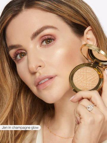 Amazonian clay shimmering light