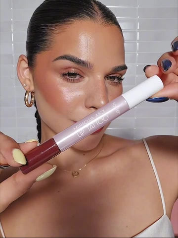 maracuja juicy lip tattoo