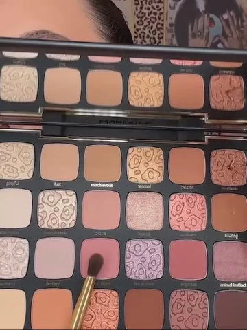 maneater™ after dark volume II eyeshadow palette